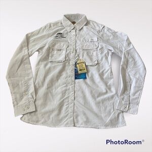 Banana boat Topsail Island North Carolina Women’s roll tab sleeve shirt size Med